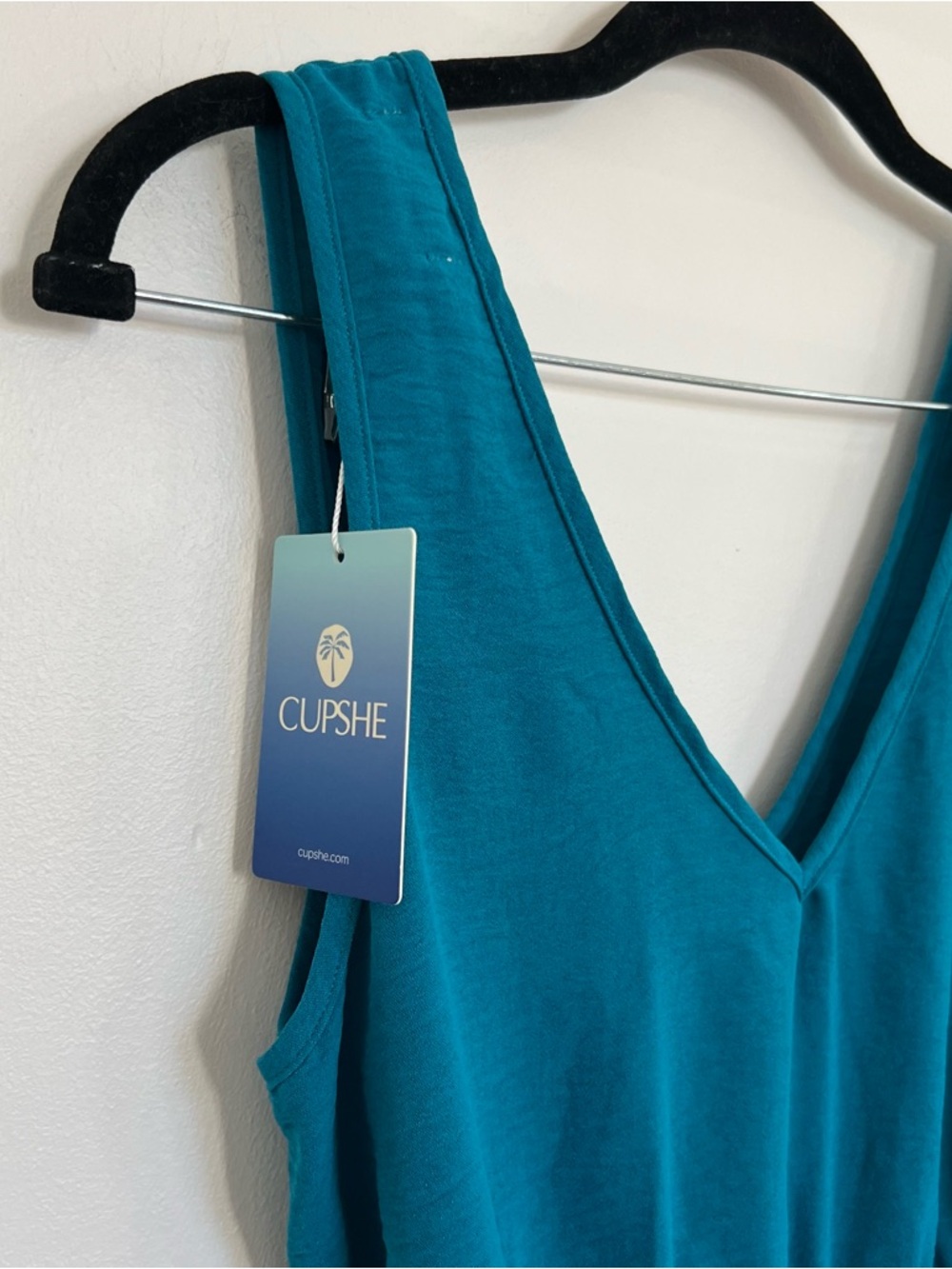 NWT Cupshe Teal Sleeveless V-Neck Button Romper with Tie Waist - Picture 3 of 12